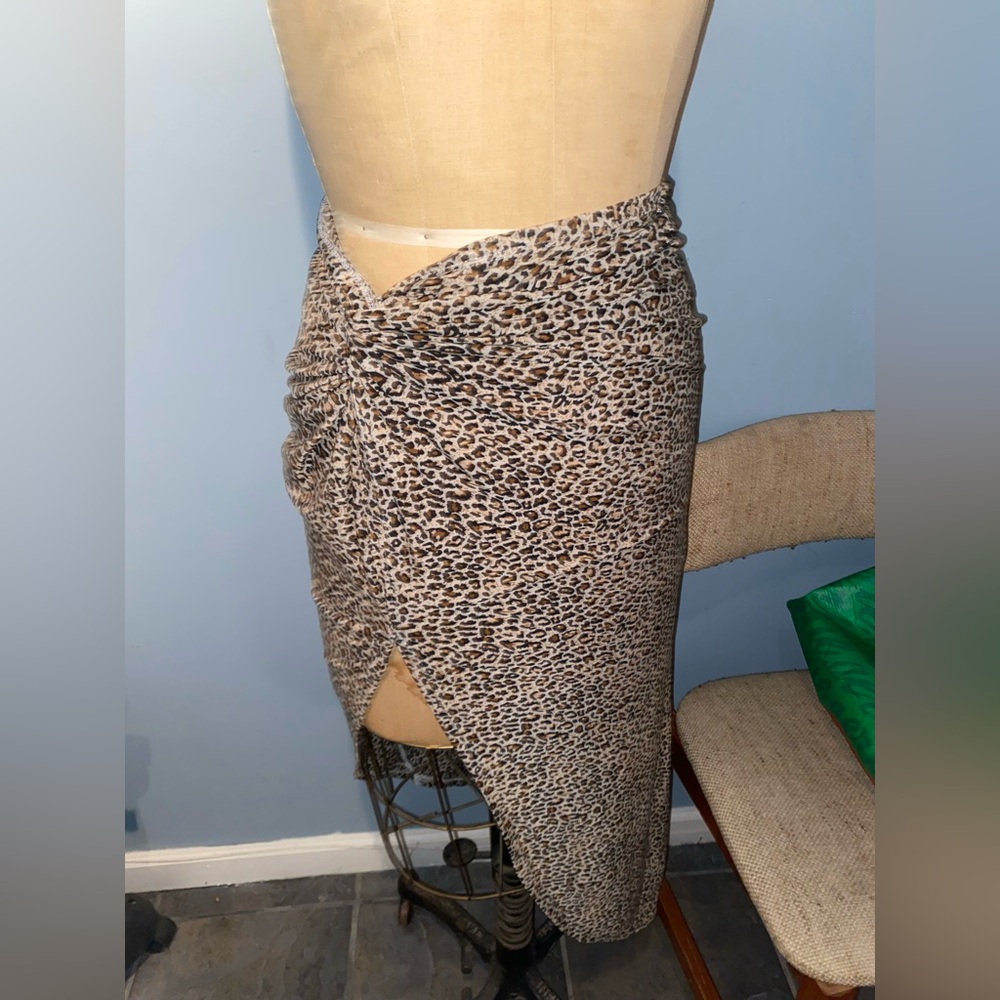Women’s Cheetah Skirt